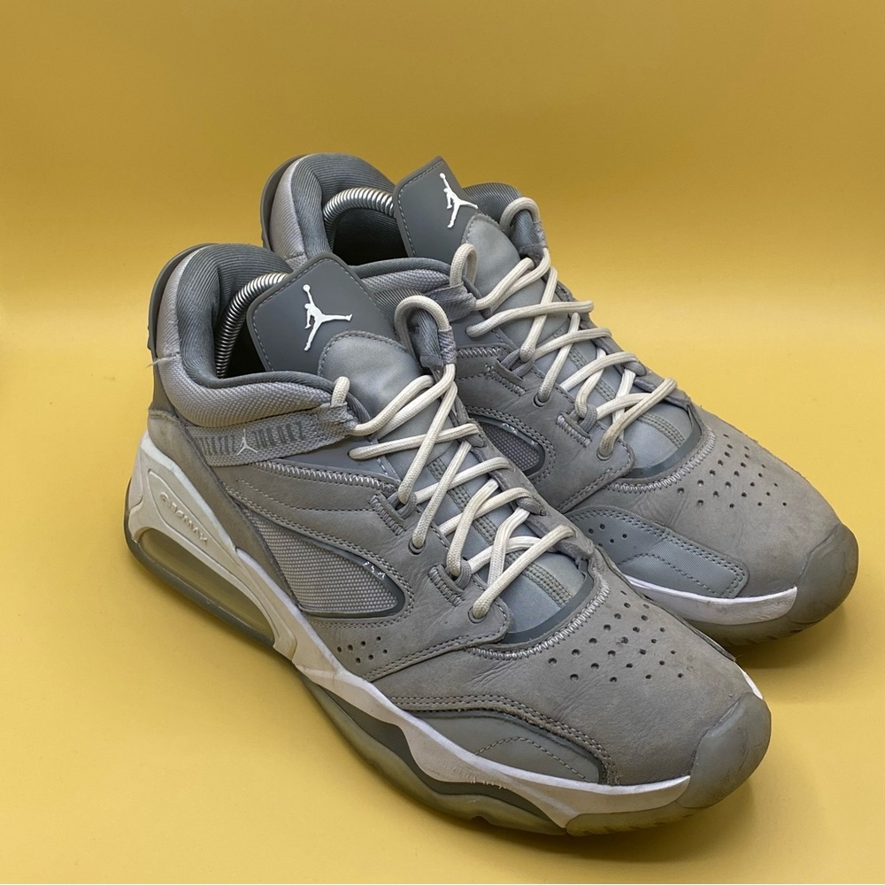 Air Jordan‎ Point Lane “Cool Grey”